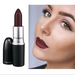 Mini Mac lipstick in Sin